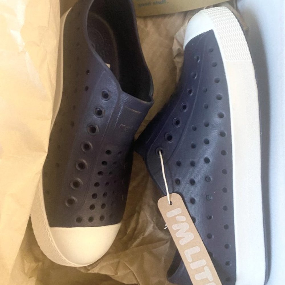 NEW Native  Shoes Jefferson Blue Slip Ons Water